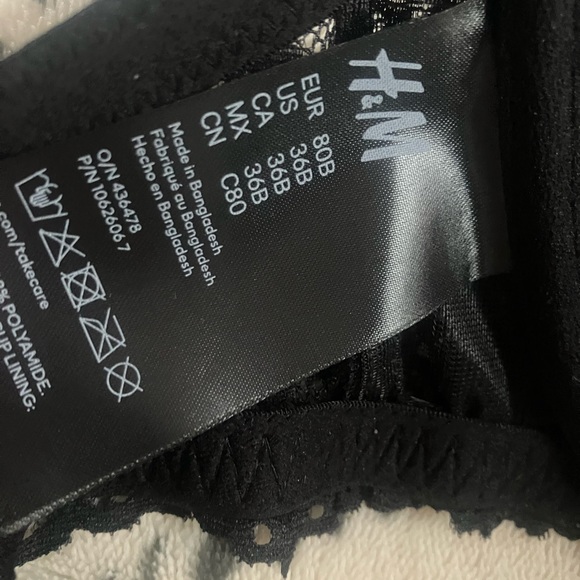 H&M black strapless bra - Picture 6 of 6